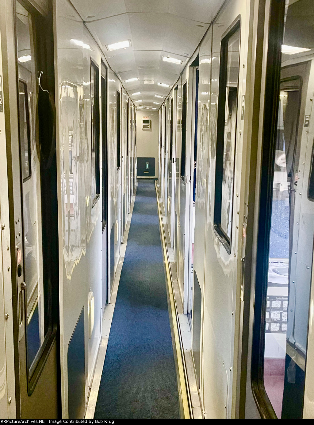 The roomette hallway on a Viewliner 1 sleeping car